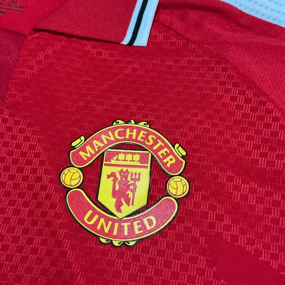 Adidas Manchester United 26/27 home jersey - Bruno Fernandes #8 Player V Size XL